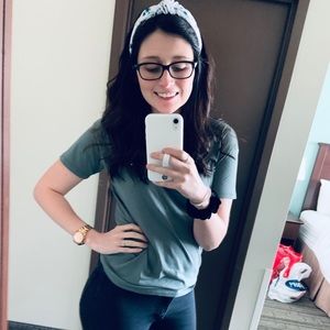 Meet your Posher, Tanieshq